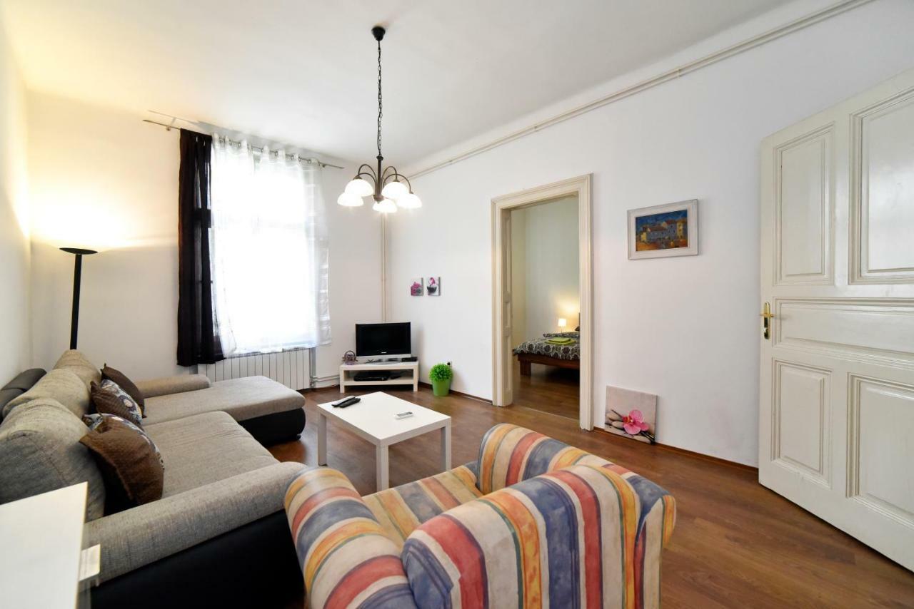 Apartment Central Загреб Екстериор снимка